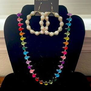 Necklace and Earring set